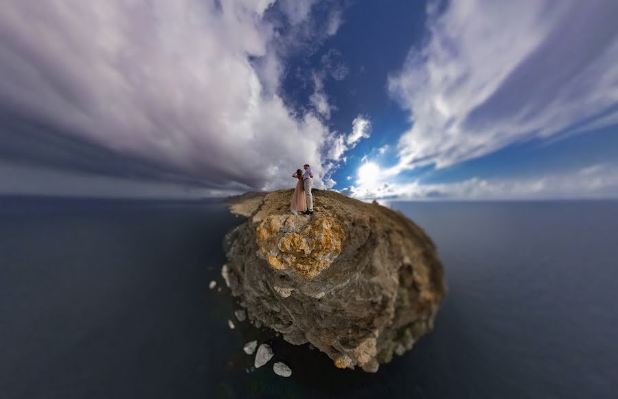 Fotógrafo de casamento Pavel Savin (pavelsavin). Foto de 27 de janeiro 2021