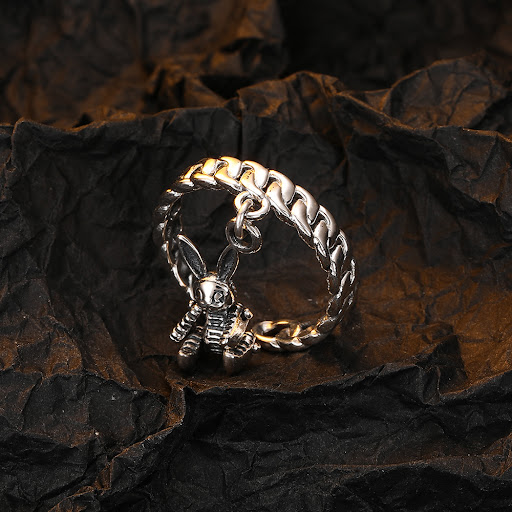 Title 1, 925 Sterling Silver Womens Fashion Ring, a stu...