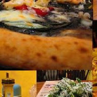 PIZZERIA OGGI 拿坡里披薩專賣店