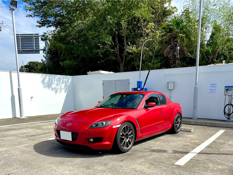 RX-8のスマホ撮影・10月もよろしくお願いしますに関するカスタム事例の投稿画像1枚目