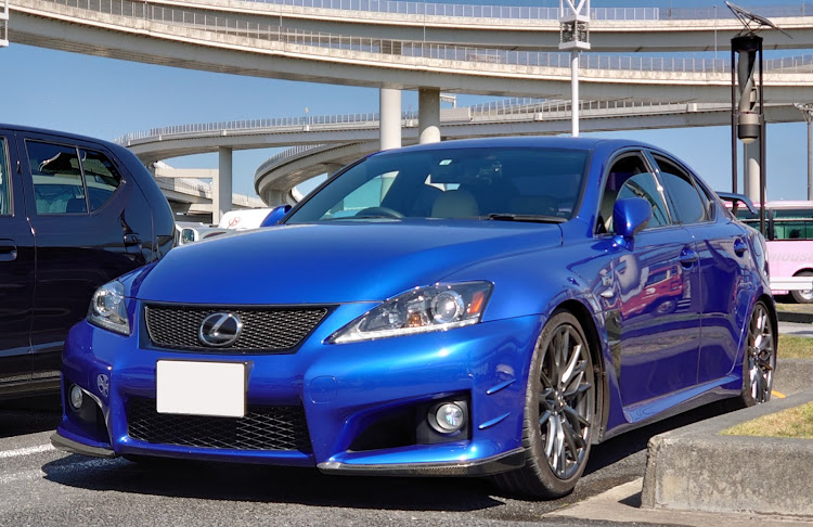 IS Fの1年前と現在・金欠に関するカスタム事例の投稿画像1枚目