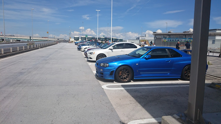 スカイライン GT-Rのドライブ・辰巳paに関するカスタム事例の投稿画像2枚目