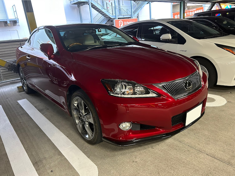 IS-Cのテールランプへのこだわり無し・改造興味無し・酒興味無し・サチヲフオワリ・#赤い車に関するカスタム事例の投稿画像1枚目