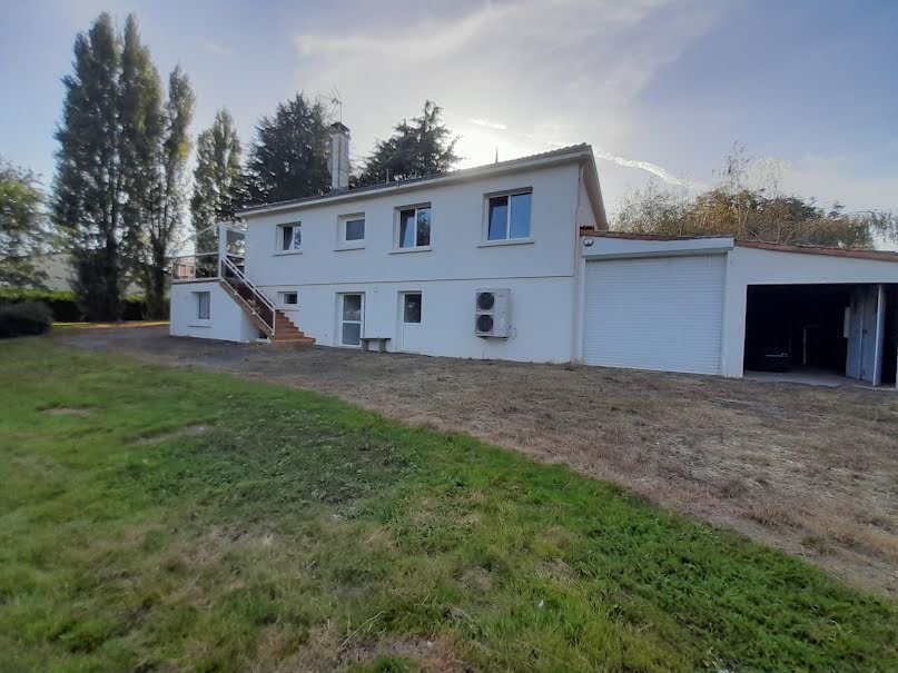 Vente maison 7 pièces 150 m² à Les Herbiers (85500), 258 000 €