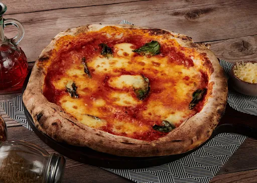 Italian Margherita Pizza