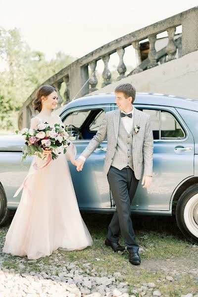 Fotógrafo de casamento Olga Salimova (salimovaolga). Foto de 1 de dezembro 2017