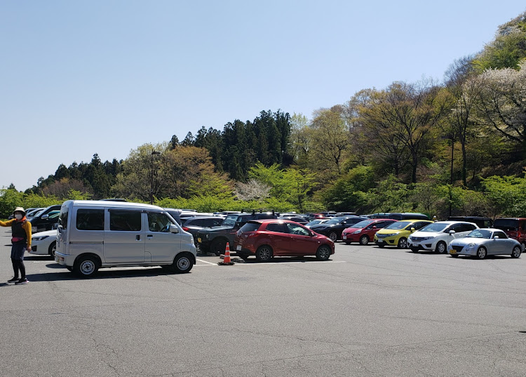 ジムニーの妙義山・妙義神社・桜を見ながらデイキャンプ・いつもの某林道・通行止めゲート？に関するカスタム事例の投稿画像9枚目