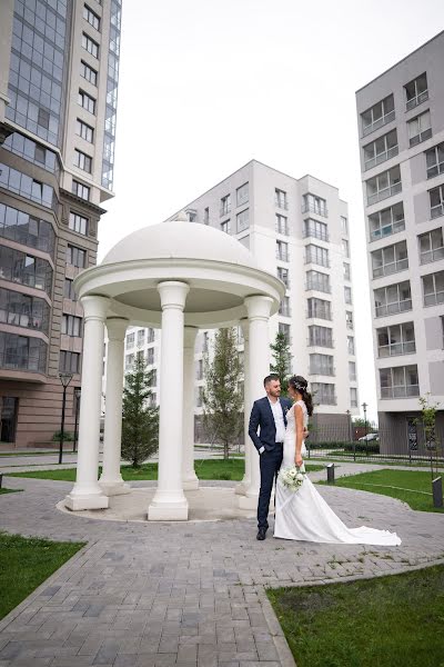 Bröllopsfotograf Evgeniya Lyutoeva (whenshine). Foto av 13 september 2021