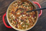 Copycat Olive Garden Minestrone Soup by Todd Wilbur was pinched from <a href="http://www.geniuskitchen.com/recipe/copycat-olive-garden-minestrone-soup-by-todd-wilbur-77585" target="_blank" rel="noopener">www.geniuskitchen.com.</a>