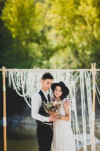 Fotografo di matrimoni Dmitriy Cherkasov (wedprof). Foto del 15 gennaio 2019