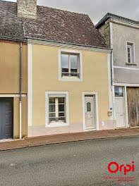 maison à La Ferté-Bernard (72)