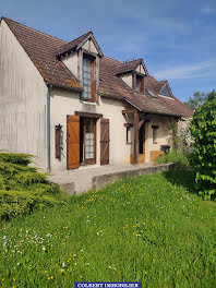 maison à Villeneuve-Saint-Salves (89)