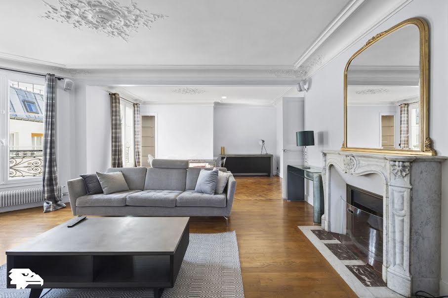 Location  appartement 3 pièces 97 m² à Paris 8ème (75008), 3 600 €