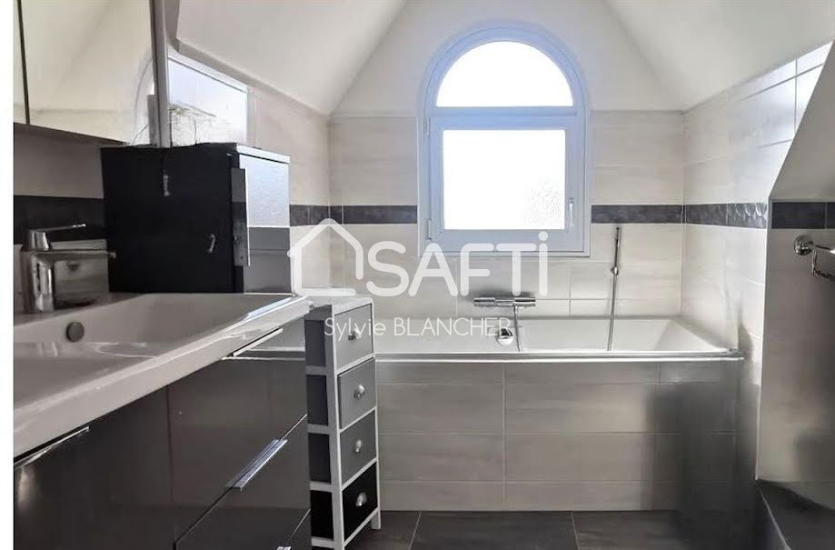 Vente maison 9 pièces 170 m² à Evrecy (14210), 443 500 €