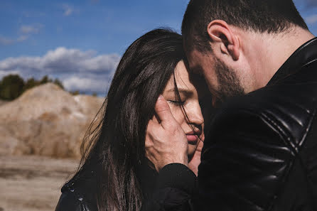 Fotografo di matrimoni Oksana Saveleva (tesattices). Foto del 5 novembre 2018