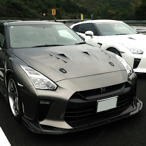 NISSAN GT-R R35