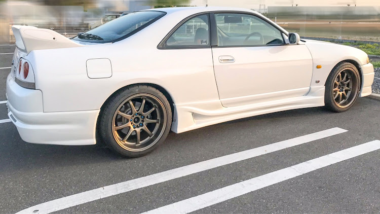 ディズニープリンセスのベビーグッズも大集合 GTR R33 純正ホイール asakusa.sub.jp