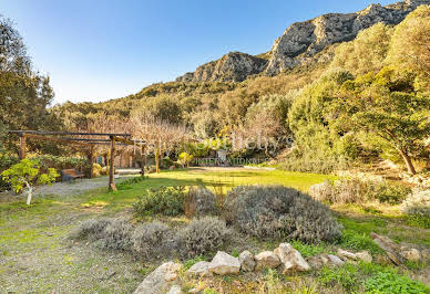 Villa with garden and terrace 5