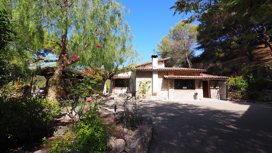 Vente villa 5 pièces 180 m² à Peille (06440), 1 800 000 €