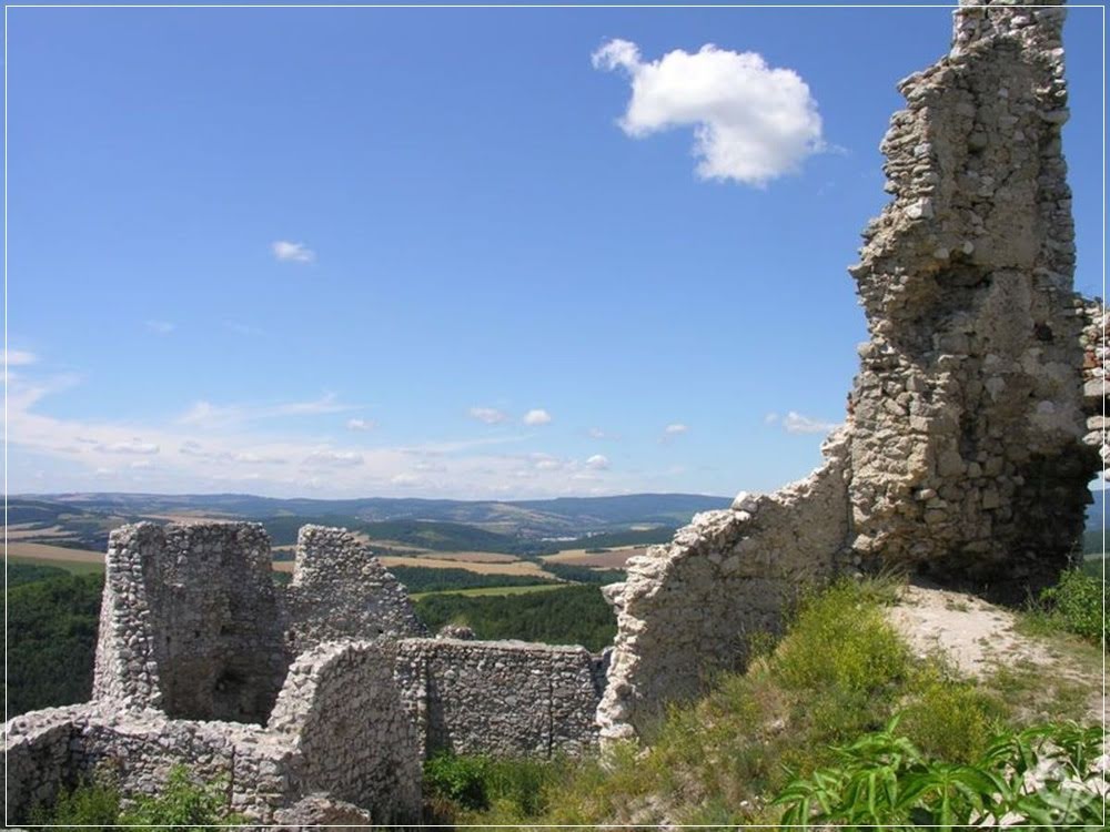 Castelo de Cachtice, o castelo da condessa sanguinária