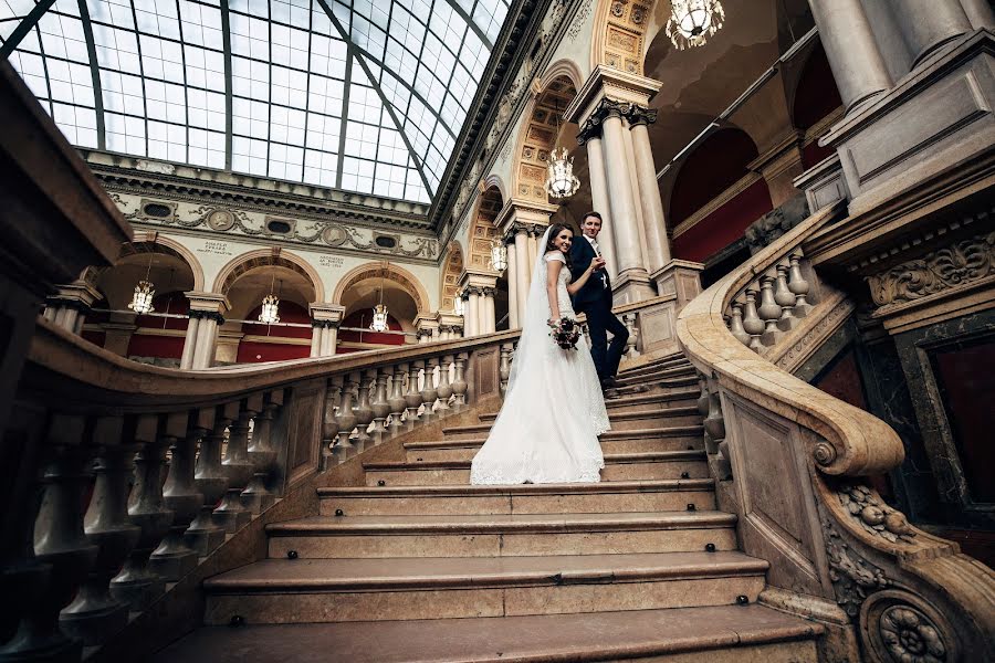 Fotografo di matrimoni Pavel Totleben (totleben). Foto del 25 dicembre 2018