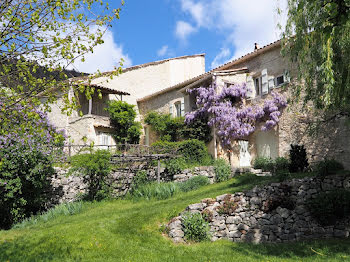 maison à Val-Maravel (26)