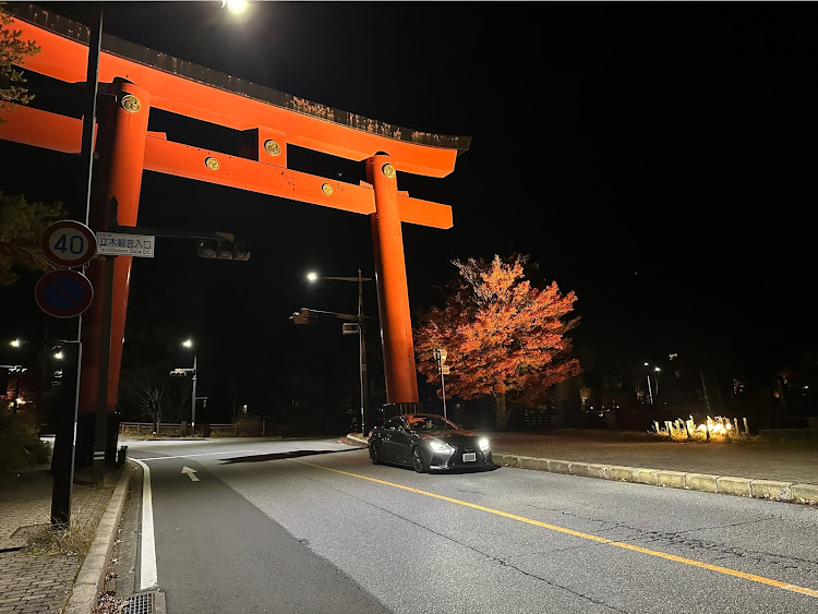 RC FのRCF・レクサス・紅葉ドライブ・中禅寺湖・月と愛車に関するカスタム事例の投稿画像2枚目