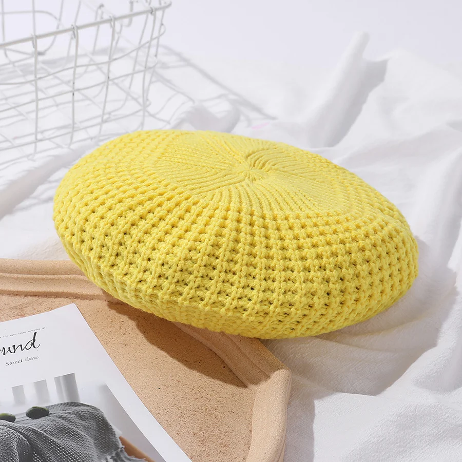 Title 7, Populaire Macaron kleur gebreide barethoed dames