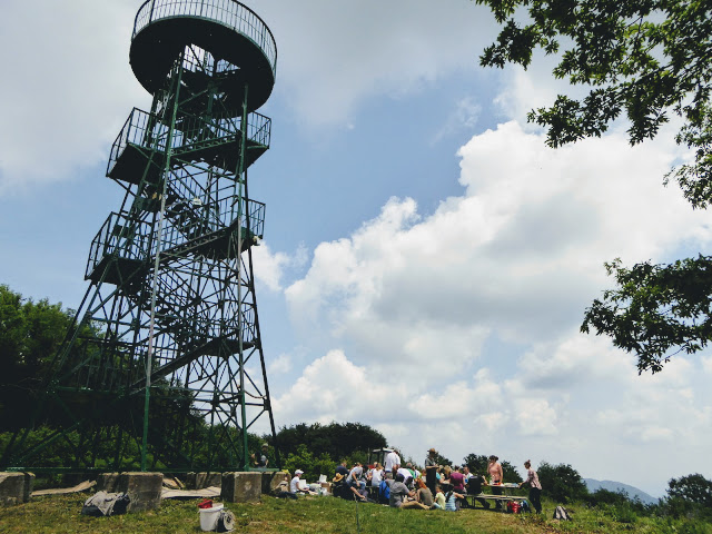 Obnova piramide na Japetiću