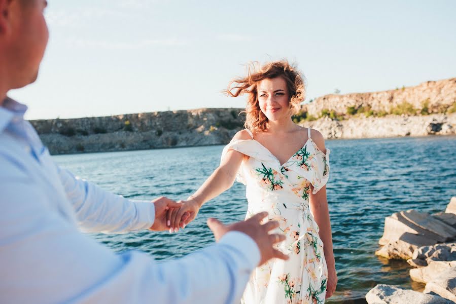 Fotografo di matrimoni Olya Kolos (kolosolya). Foto del 14 agosto 2018