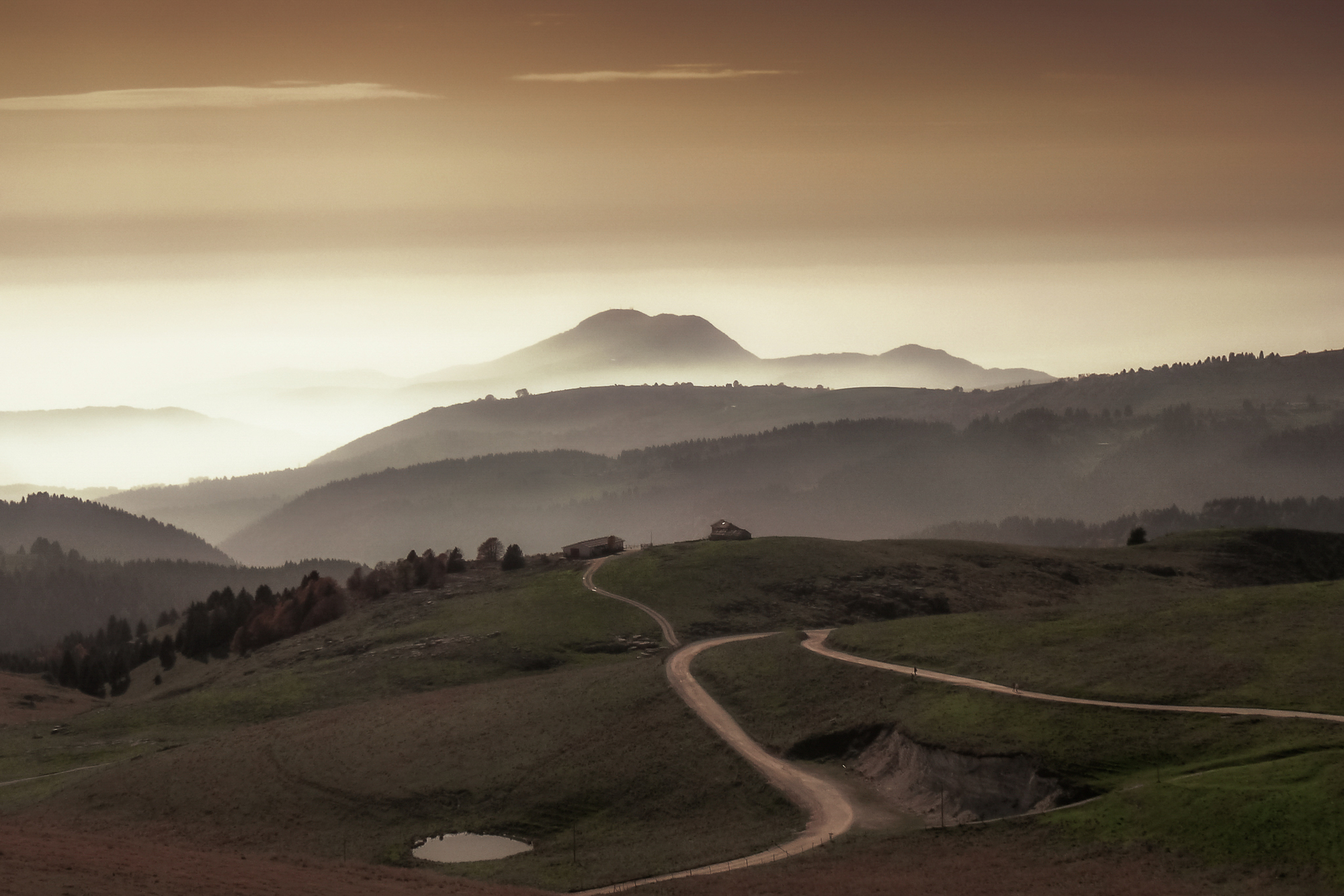 La montagna che emerge di NickAdami