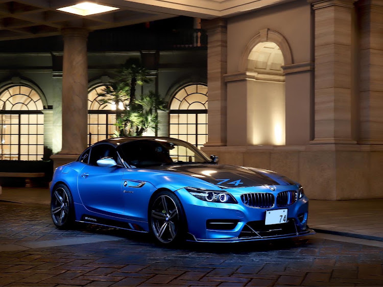 Z4 ロードスターの写真好きな人と繋がりたい・夜撮影・カーラッピング・ミラコスタに関するカスタム事例の投稿画像7枚目