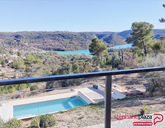 villa à Esparron-de-Verdon (04)