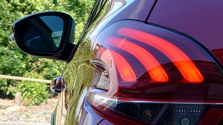 208の自己満足仕様・自己満投稿失礼ぶっこきます🙇‍♂️に関するカスタム事例の投稿画像7枚目