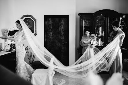 Wedding photographer Francesco Gravina (fotogravina). Photo of 26 November 2021