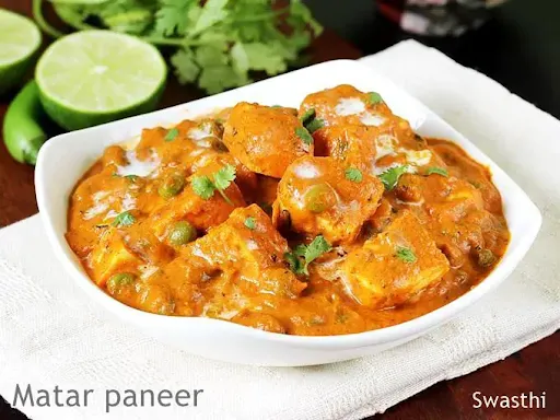 Matar Paneer