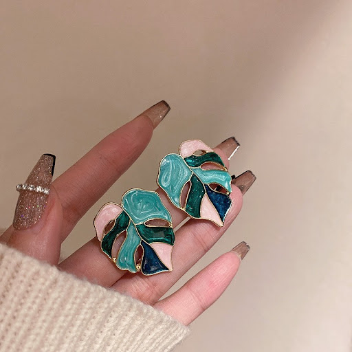 Title 15, Ladies Personality Fashion Stud Earrings, expre...