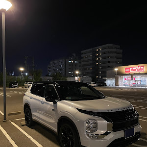 アウトランダーPHEV GN0W