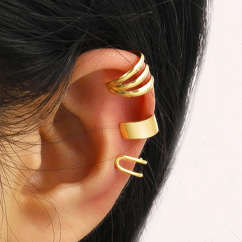 Dijamantski C-tip Ear Clip Modni Trodelni Set, elegantan i moderan nakit koji će upotpuniti vaš izgled za svaku priliku.