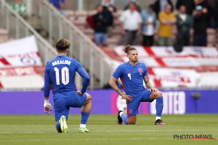 L'Angleterre en conflit avec ses supporters, qui huent le genou à terre 