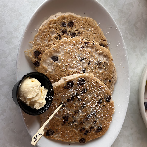 chocolate chip pancakes