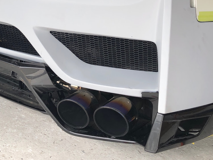 NISSAN GT-Rのオリジナルリアバンパー製作・R35・GTR・DIYに関するカスタム事例の投稿画像7枚目