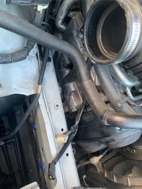 インプレッサ WRX STIのプラグ交換・ＤＩＹ作業・青空整備に関するカスタム事例の投稿画像2枚目