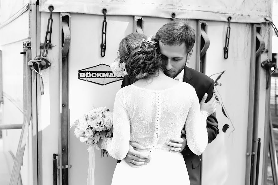 Wedding photographer Aleksey Chizhik (someonesvoice). Photo of 22 July 2016