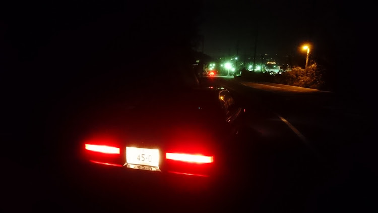 レパードのF31レパード・お月様とのコラボ・テールランプのある風景・もっとあぶない刑事に関するカスタム事例の投稿画像5枚目