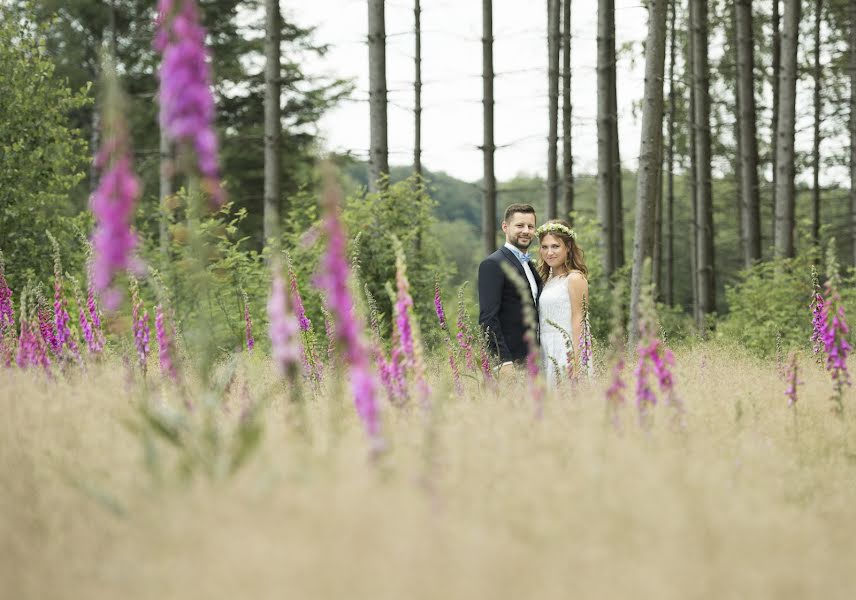 Bryllupsfotograf Melanie Pfördtner (firstfloorstudio). Foto fra maj 29 2019