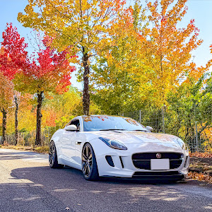 Fタイプ クーペ