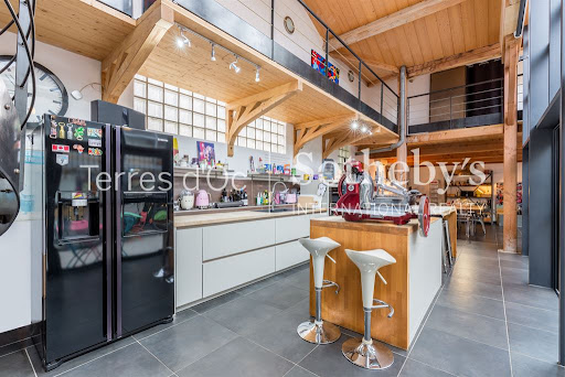 House 4