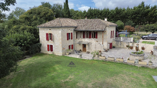 Property with pool and garden 4