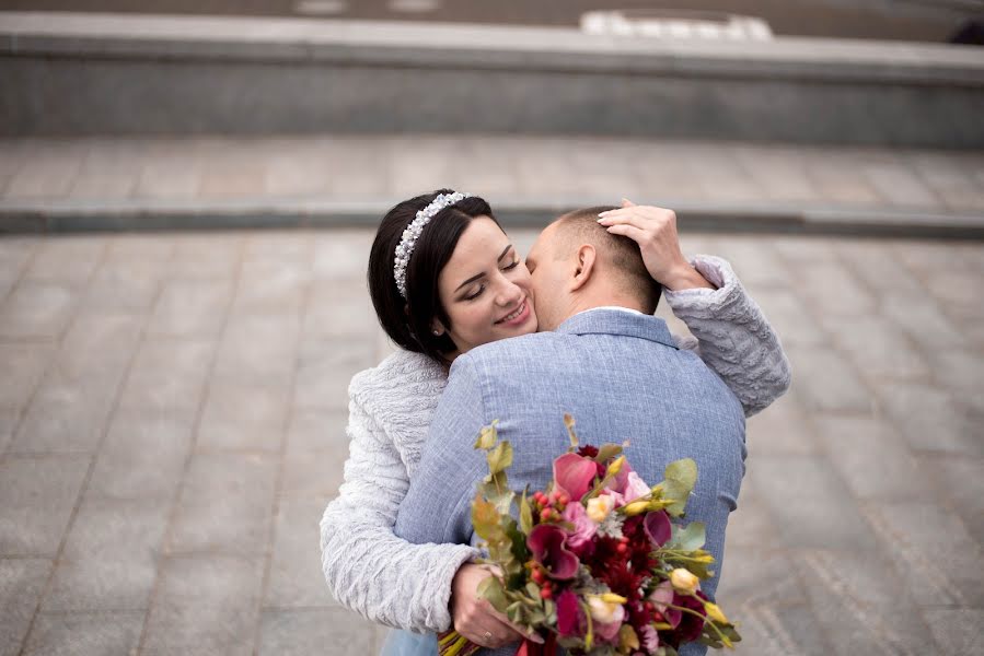 Fotografo di matrimoni Olga Svetlaya (svetlaya). Foto del 2 gennaio 2018